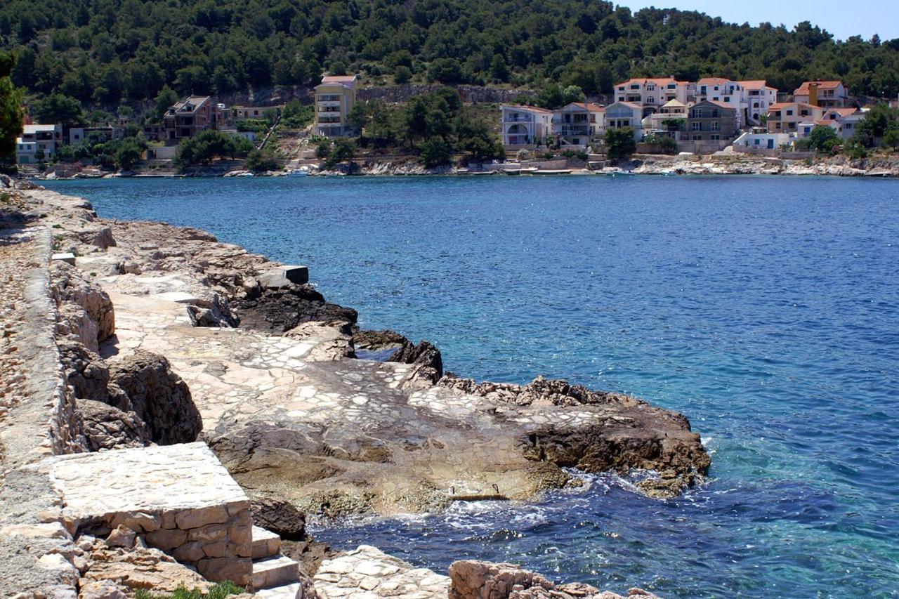 Apartments With A Parking Space Bilo, Primosten - 12870 Εξωτερικό φωτογραφία
